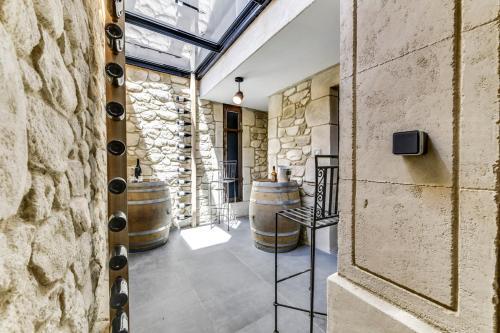 Nimes Villa Sleeps 12 Pool Air Con Wifi