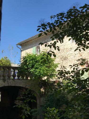 Hostal Les Cailloux Dor�s