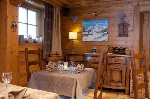 Hotel H�tel La Grange D'arly