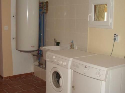 G�te Mijoux, 2 Pi�ces, 4 Personnes - Fr-1-493-220