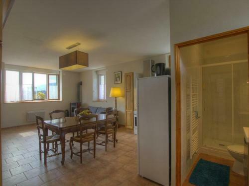 G�te Mijoux, 2 Pi�ces, 4 Personnes - Fr-1-493-220