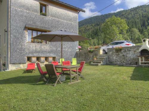 G�te Mijoux, 2 Pi�ces, 4 Personnes - Fr-1-493-220