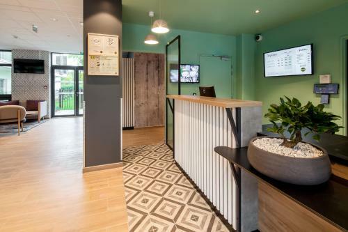 Hotel B&B H�tel Paris Meudon V�lizy