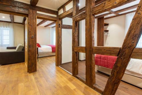 Bed & Breakfast La Tour Des F�es