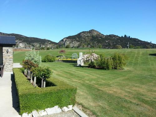 Bed & Breakfast Wanaka Alpine Lodge