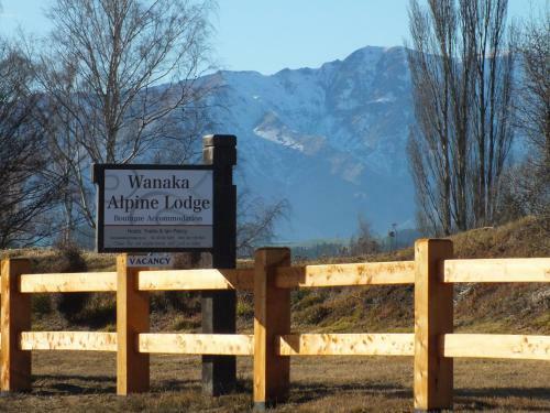 Bed & Breakfast Wanaka Alpine Lodge