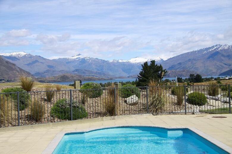 Hotel Alpine Resort Wanaka