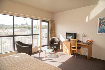 Airport Motor Lodge