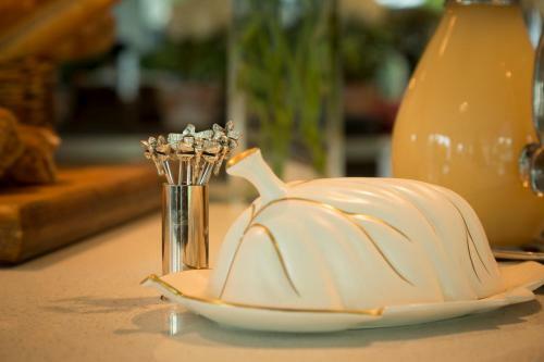 Bed & Breakfast The Establishment Boutique Accommodation