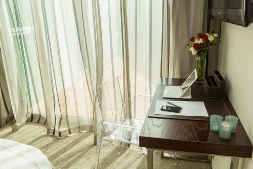 Bed & Breakfast The Establishment Boutique Accommodation