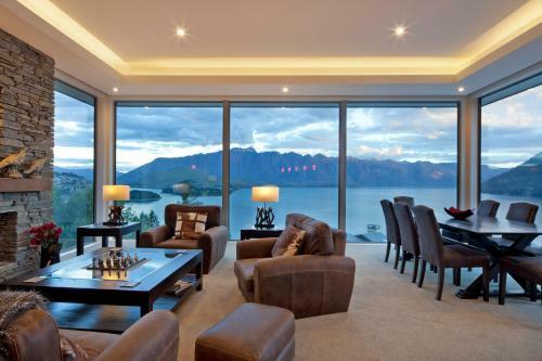 Villa Aspen House