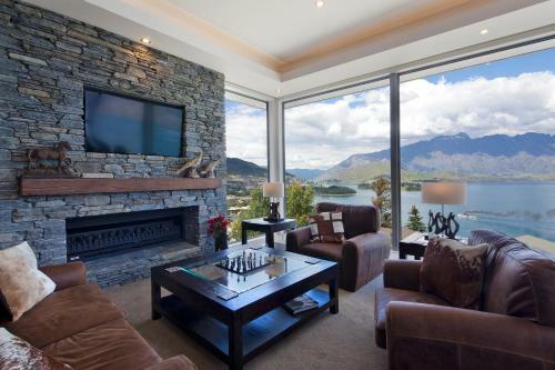 Villa Aspen House