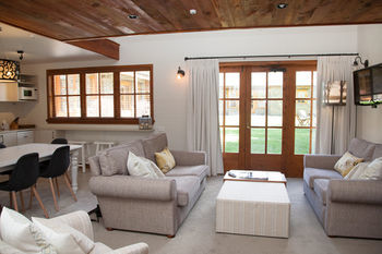 Bed & Breakfast Wanaka Homestead Lodge & Cottages