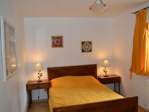 G�te Molineuf, 4 Pi�ces, 8 Personnes - Fr-1-491-216
