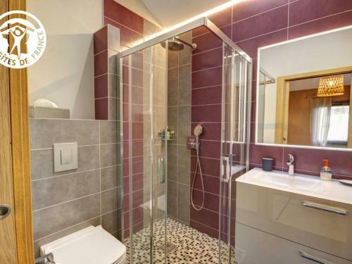 G�te Montbrison, 4 Pi�ces, 6 Personnes - Fr-1-496-157