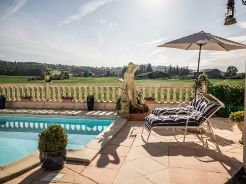 Cozy Holiday Home In Montayral With Swimming Pool