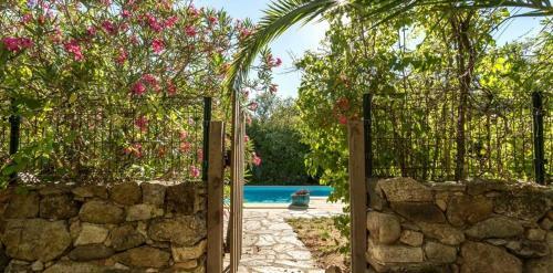 Monticello Villa Sleeps 6 Pool Wifi