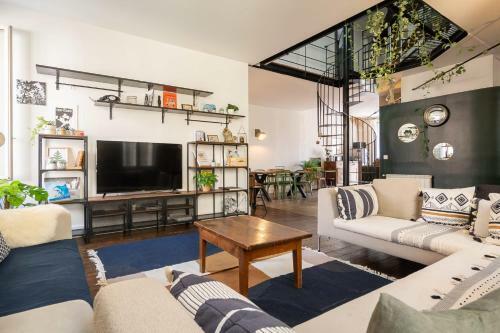 Sumptuous House Close To The Com�die