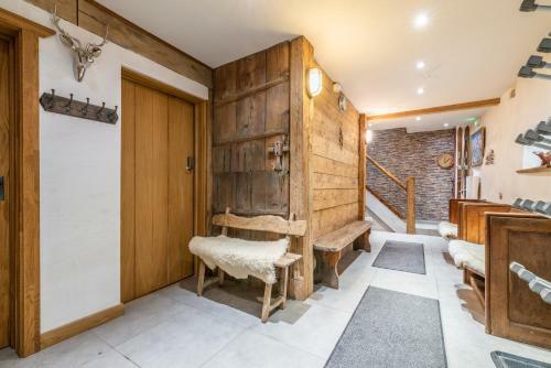 Ferme de Margot Morzine - By Emerald Stay