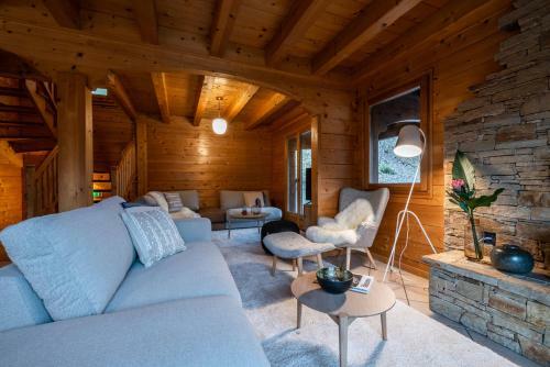 Chalet Doux Abri Morzine - By Emerald Stay