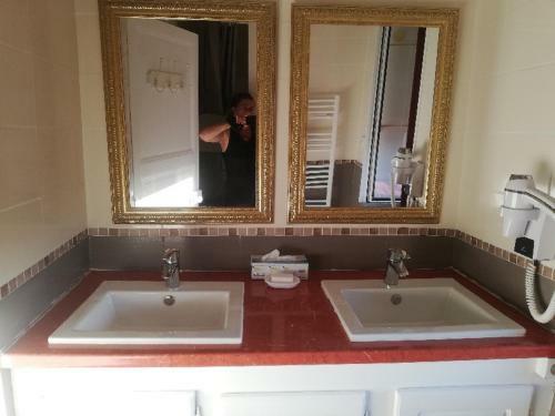 Hostal La Colline Des Hauts Bocages Vend�ens