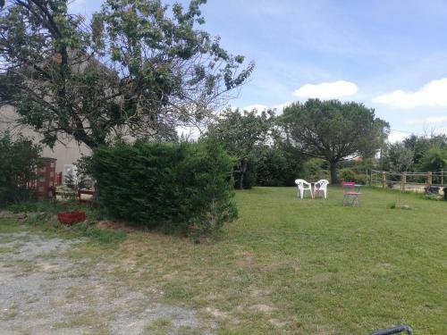 Hostal La Colline Des Hauts Bocages Vend�ens