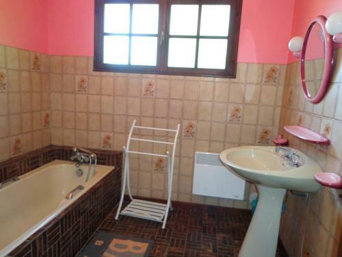 G�te Mugron, 4 Pi�ces, 6 Personnes - Fr-1-360-455