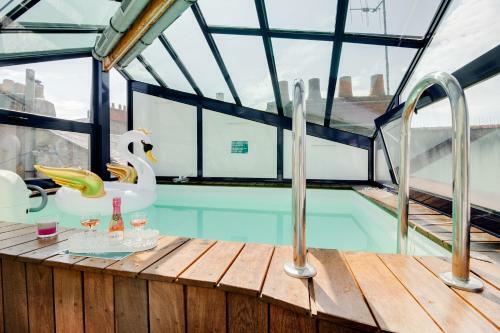 Nocnoc - Villa Paradis - Piscine & Rooftop, Nantes Centre