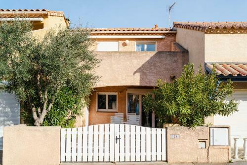 F 128 : Belle Villa T3 Avec Grande Terrasse Et V�randa