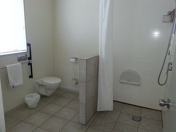 Blake Court Motel
