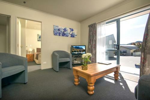 Aldan Lodge Motel