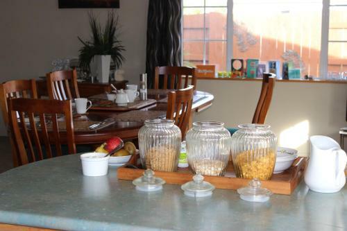 Royal Palms Papamoa Bed & Breakfast