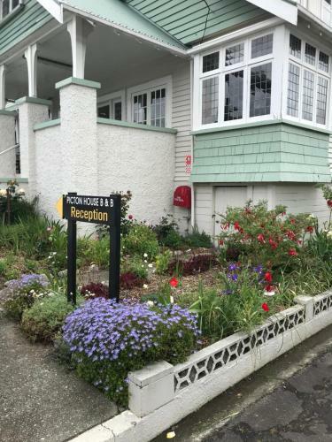 Bed & Breakfast Picton House B & B