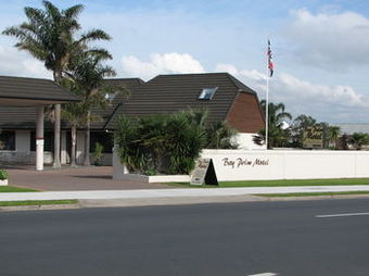 Bay Palm Motel