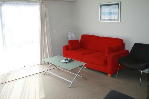 Aparthotel Atlas Suites And Apartments