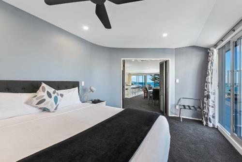 Apartamentos Pavilion Beachfront Luxury Accommodation