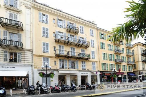 Apartamento Flower Nest - Five Stars Holiday House