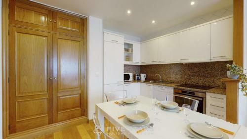 Apartamento Zhara Suite Five Stars Holiday House - Generale