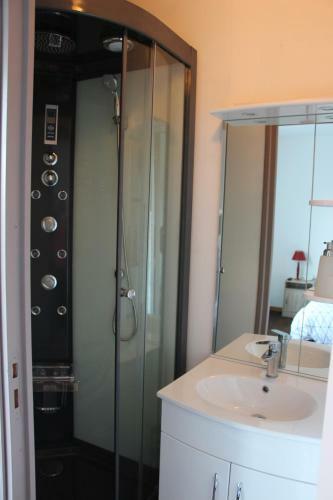 Ferme Du Pre Vert - Chambres D'h�tes B&B