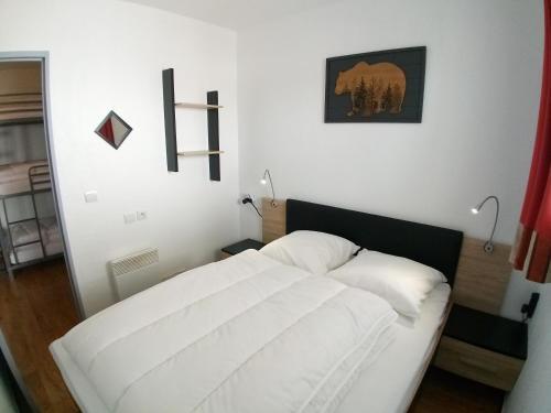 Captivating 1-bed Apartment In Orcieres