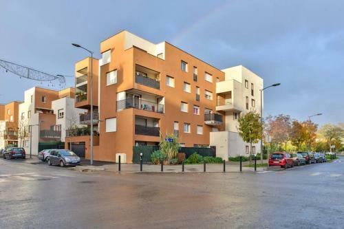 Chic Apart With Terrace And Parking