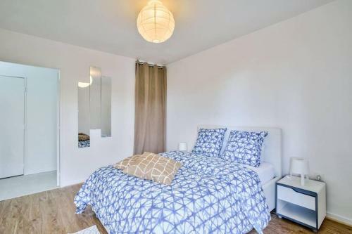 Chic Apart With Terrace And Parking