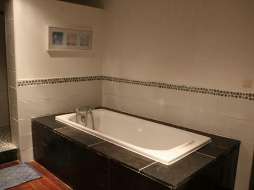 G�te Oudezeele, 4 Pi�ces, 9 Personnes - Fr-1-510-16