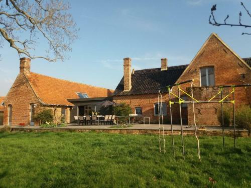 G�te Oudezeele, 4 Pi�ces, 9 Personnes - Fr-1-510-16