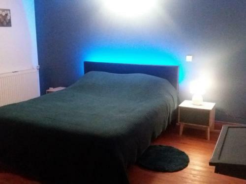 G�te Oudezeele, 4 Pi�ces, 9 Personnes - Fr-1-510-16