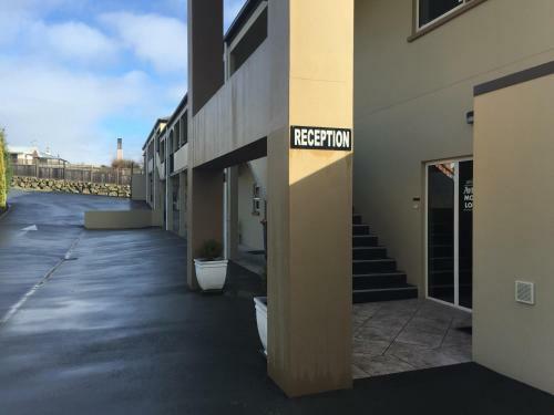 Avenue Motor Lodge