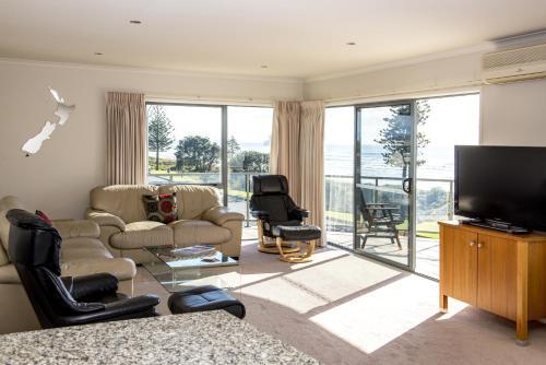The Reef Apartments
