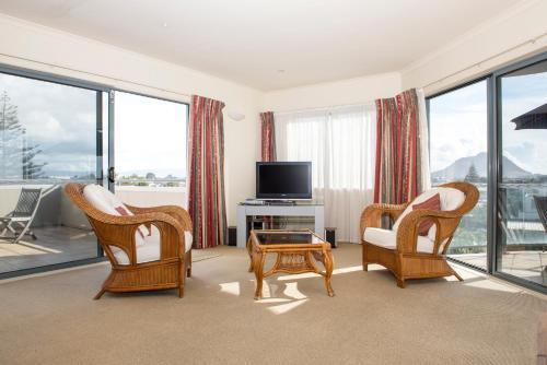 The Reef Apartments