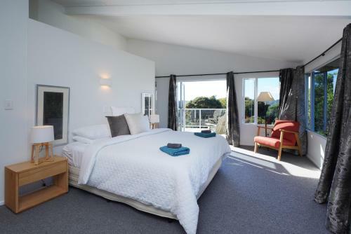 Hostal Kennedy Point Vineyard Guest House