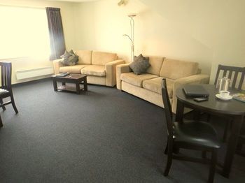 Homestead Villa Motel